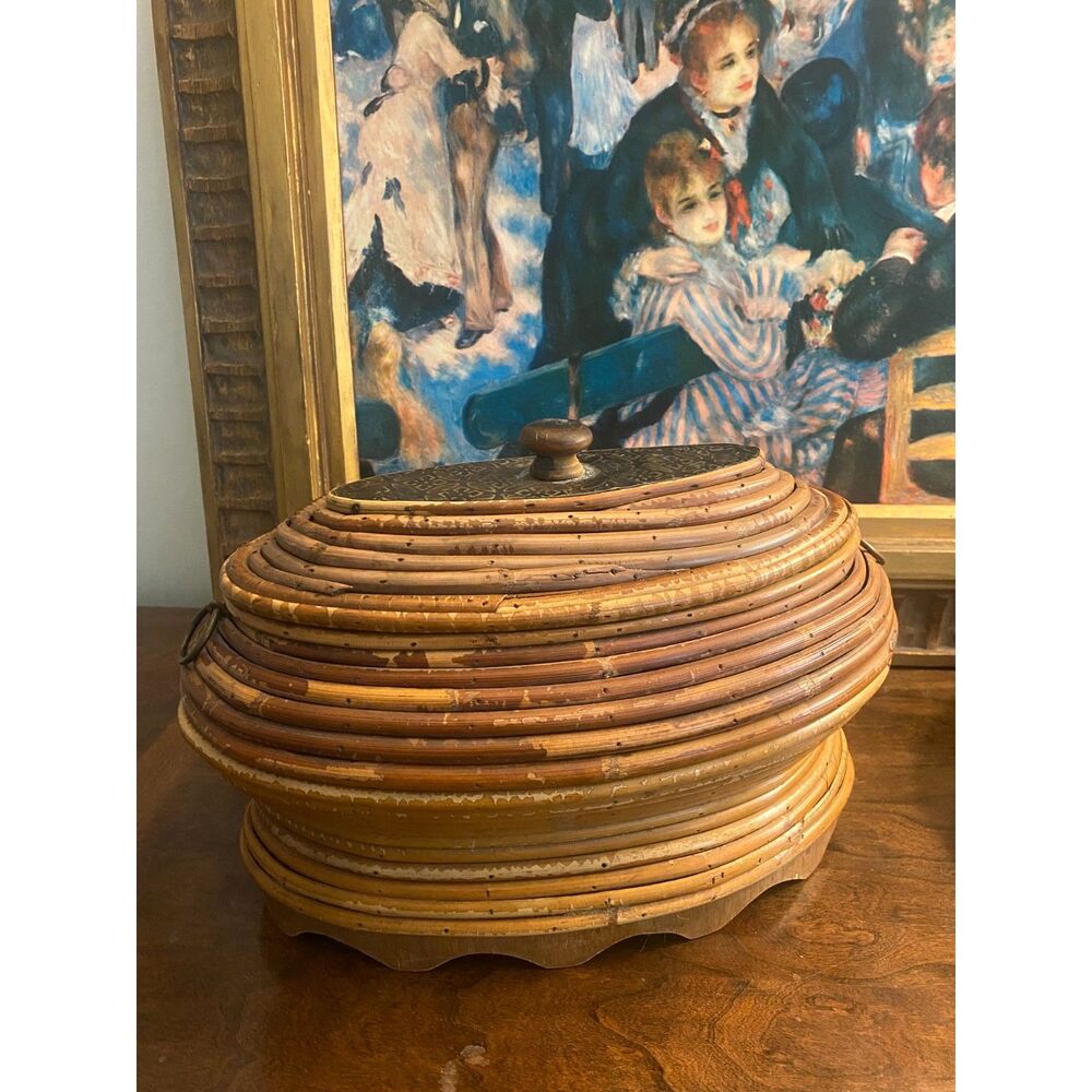 Vintage Rattan Pencil Reed Basket Wood Interior Oval Lid - Picture 5 of 12